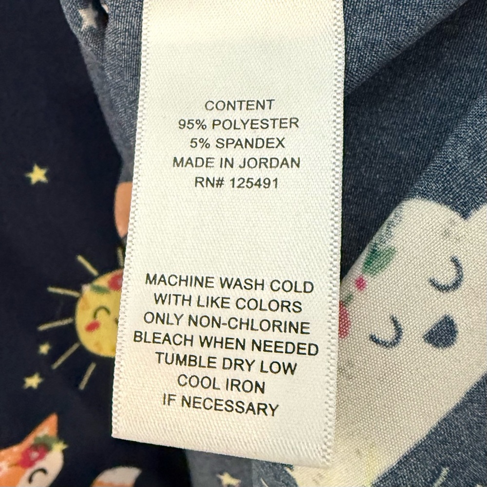 Tasha and Me-Women’s Scrub Top-Fox/Rainbow Pattern-Navy-Stretch-Size 2X-EUC - Picture 9 of 9